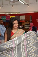 Sakshi Agarwal Inaugurates Pochampally IKAT Art Mela